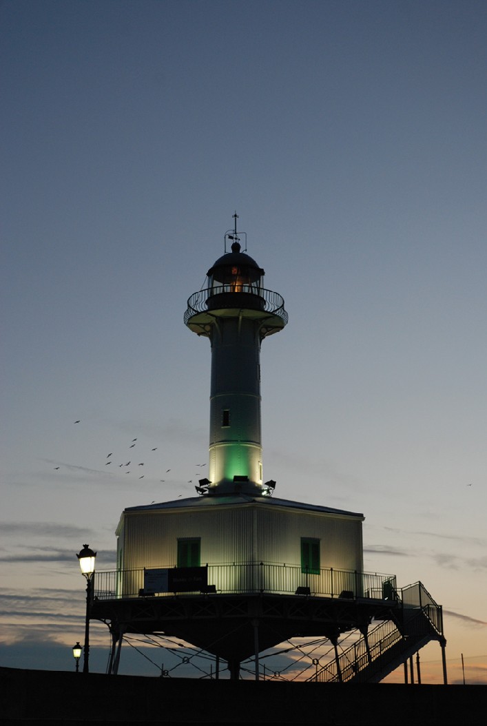 FAR-BANYA