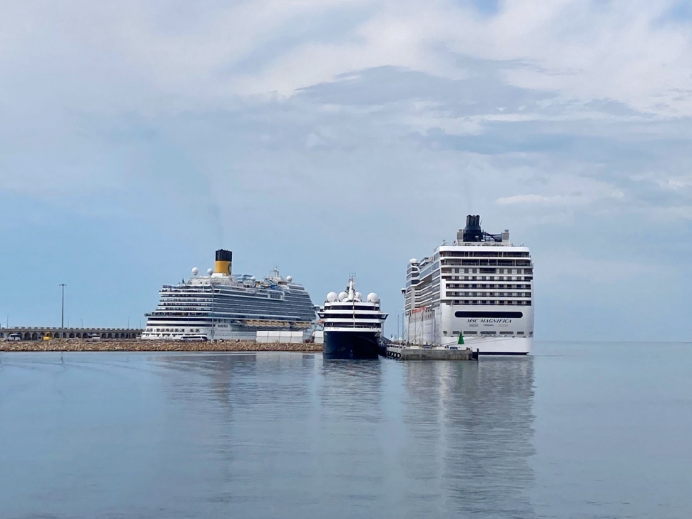 El Port de Tarragona rep 3 creuers simultàniament
