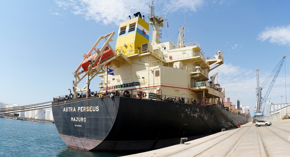 El Port Tarragona registra l’operativa d’exportació d’alfals més gran de la seva història