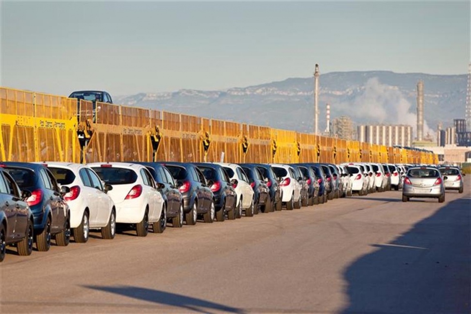 El tráfico de vehículos crece un 10% al Puerto de Tarragona durante el 2013