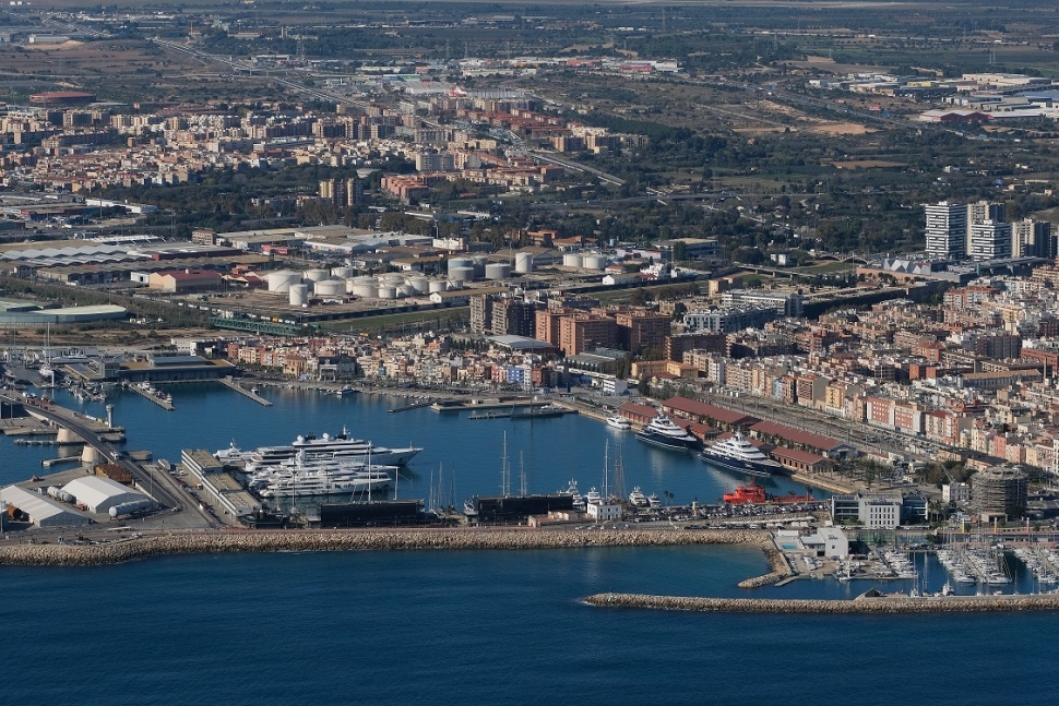 Los tráficos de Ucrania representan el 3,9% del total de tráficos del Port de Tarragona del año 2021