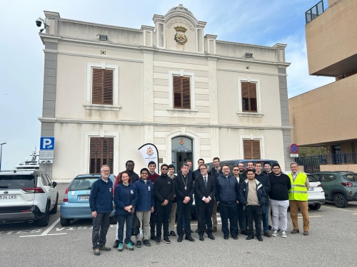 El president de Port Tarragona dona la benvinguda a una visita a Stella Maris