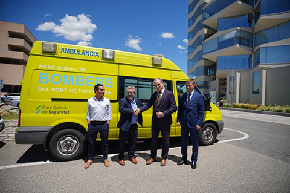 El Port de Tarragona cedeix una ambulància a Ucraïna