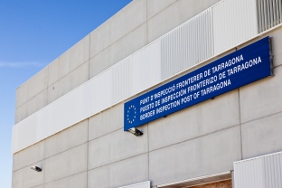 El Punt de Control Fronterer del Port de Tarragona modernitza el servei de certificació veterinària