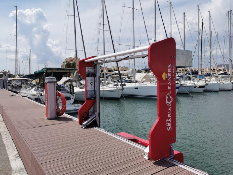 Port Tarragona instal·la dos skimmers per a la neteja de la làmina d’aigua