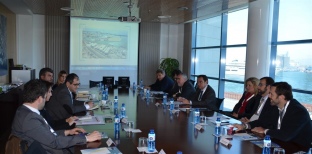 Empresarios del sector petroquímico y logístico de Irán conocen el Port de Tarragona y ChemMed