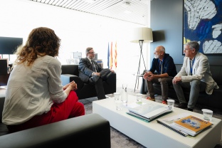Port Tarragona es ‘posa la gorra’ pels infants i adolescents amb càncer