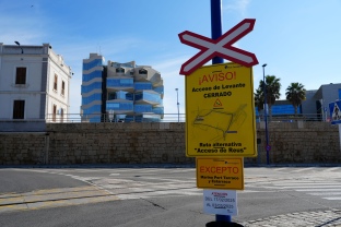 Tallat l’accés de la duana del moll de Llevant per obres