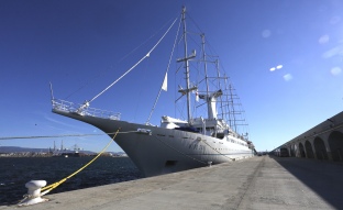 El ‘Wind Surf’ visita el Port de Tarragona por tercera vez esta temporada