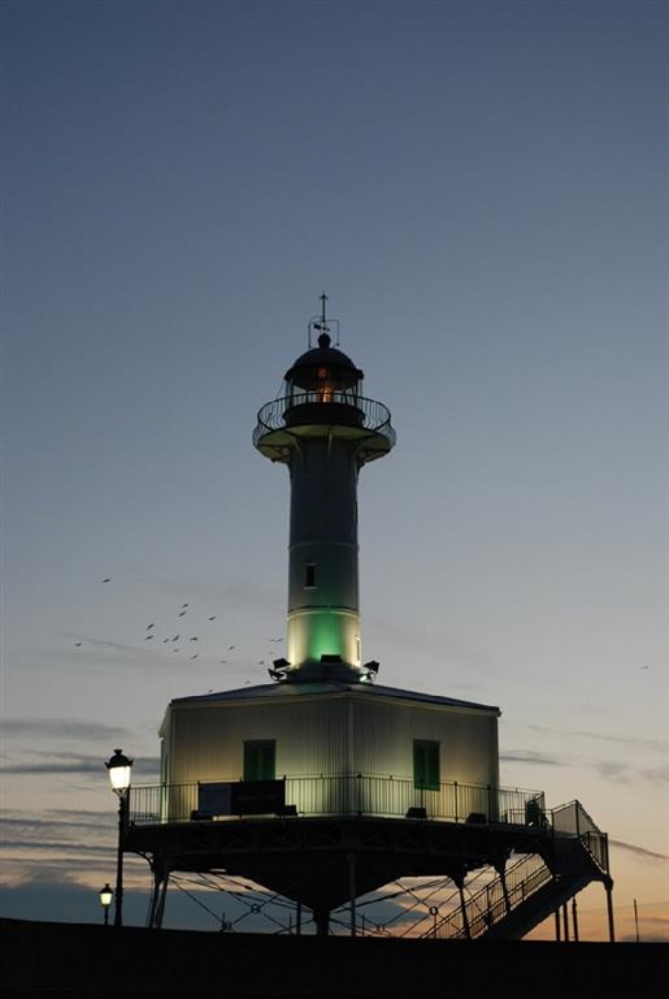 Video Noche Literaria al Faro de la Banya