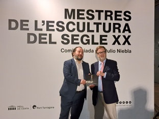 El Tinglado 2 del Moll de Costa inaugura l’exposició inèdita ‘Mestres de l’escultura del segle XX’