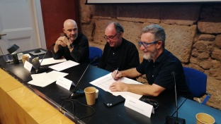 El Col·legi d’Arquitectes de Tarragona i el Port signen un acord per impulsar exposicions i actes sobre Josep Maria Jujol