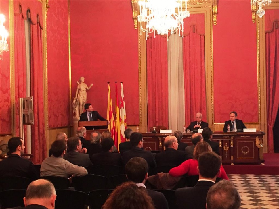 El Port de Tarragona se presenta como centro logístico del sector agroalimentario, en la Llotja de Cereales de Barcelona