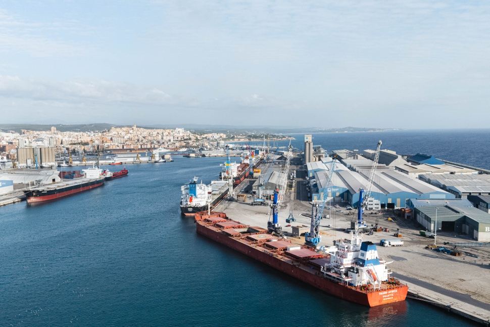 El Port de Tarragona referma la seva competitivitat amb un inici d'any marcat per l'embranzida dels sòlids a lloure i del sector químic