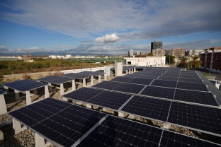 El Port de Tarragona acaba la instal·lació d&#039;una nova planta fotovoltaica a l&#039;edifici de la Policia Portuària