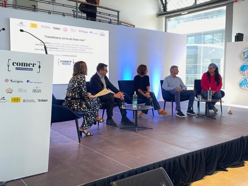 El Tinglado 1 del Moll de Costa acull la quarta Trobada Gastronòmica Comer La Vanguardia