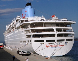 El Puerto de Tarragona recibe el tercer crucero de la temporada