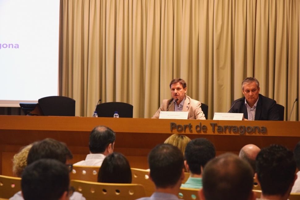 Los delegados internacionales de ACCIÓ visitan las instalaciones de ChemMed Tarragona