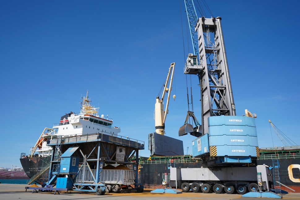 El primer dia del SEA al Port de Tarragona registra 130 sol·licituds de càrrega per un volum de més de 7.140 tones