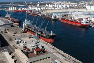El Port de Tarragona signa el millor setembre des del 2017 i frega els 23 milions de tones 