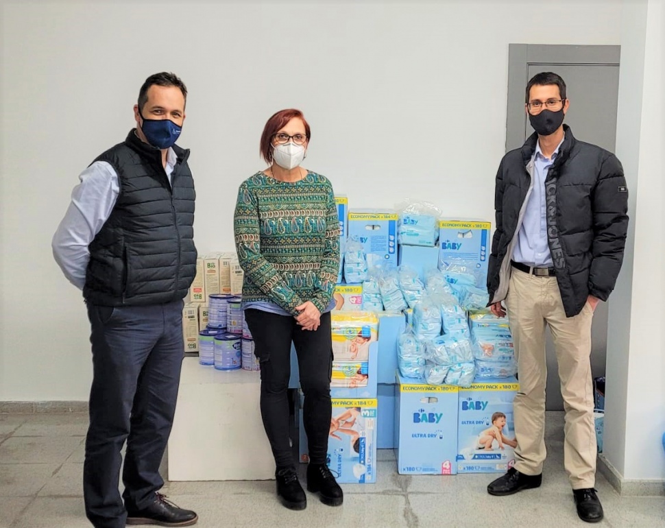 PortSolidari-PortTarragona prepara el segon enviament de material humanitari de la campanya ‘Recollida solidària Ucraïna’