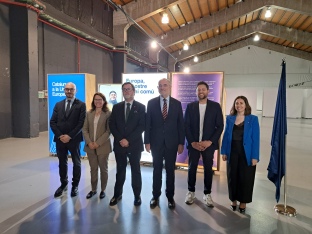 El conseller d’Unió Europa i Acció Exterior, Jaume Duch, visita Port Tarragona en la celebració del Dia d’Europa