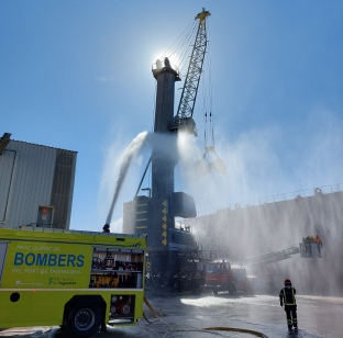 Port de Tarragona organitza un exercici de rescat d&#039;un operari de grua al Moll de Castella