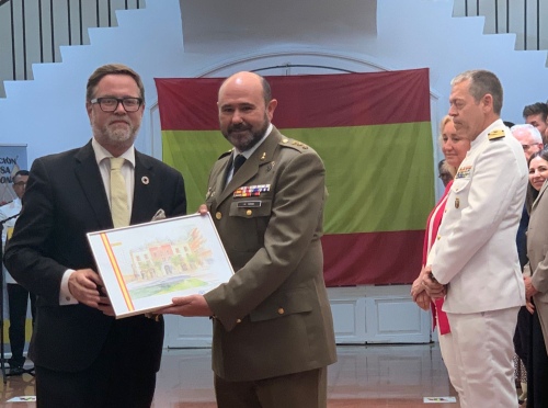 La Subdelegación de Defensa a Tarragona entrega un reconeixement al president de l’APT i a la Policia Portuària