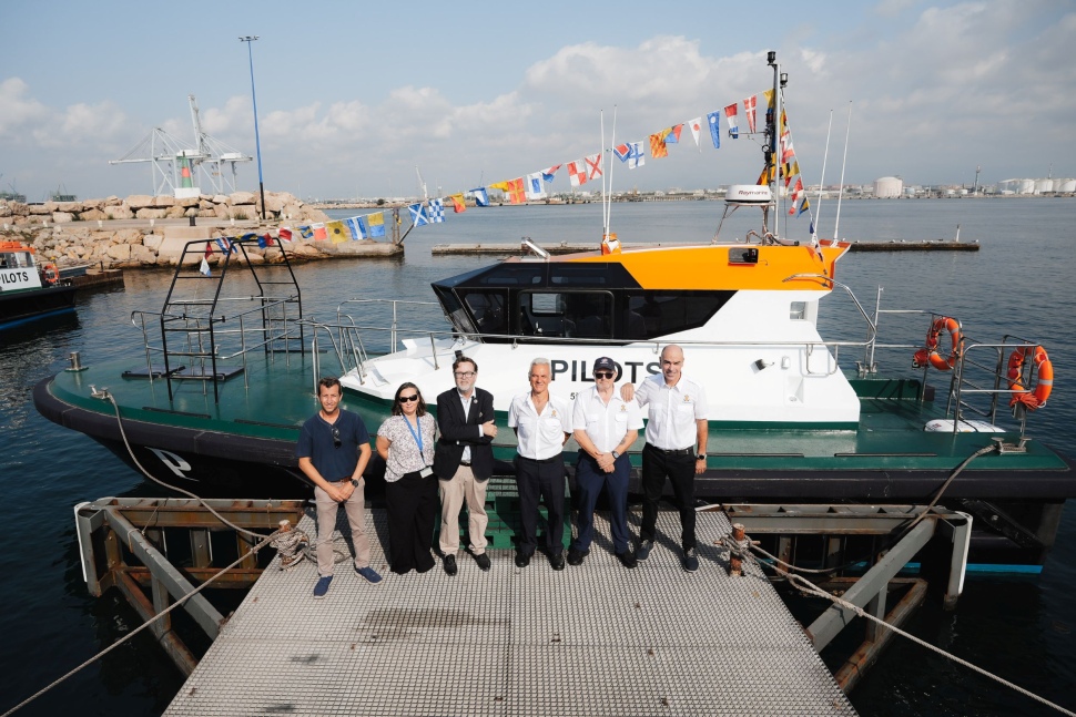 El servei de practicatge de Port Tarragona incorpora una nova llanxa més eficient i respectuosa amb el medi ambient