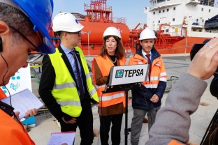 El presidente del Port y la directora general de TEPSA visitan las nuevas instalaciones de la empresa en el Moll de la Química