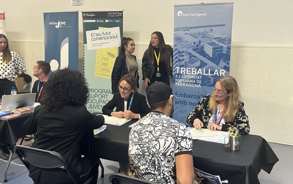 Més de 160 persones passen per l&#039;estand de Port Tarragona a la Fira de l&#039;Ocupació de la Cambra