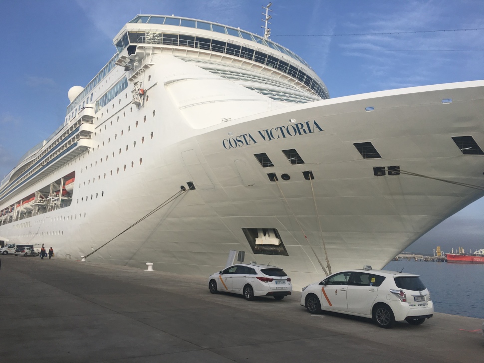 El creuer Saphire i el Costa Victoria arriben al Port de Tarragona