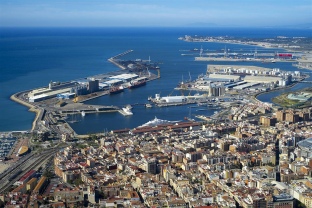 El Port de Tarragona consolida la tendencia de crecimiento y mueve 10,6 millones de toneladas en el primer cuatrimestre