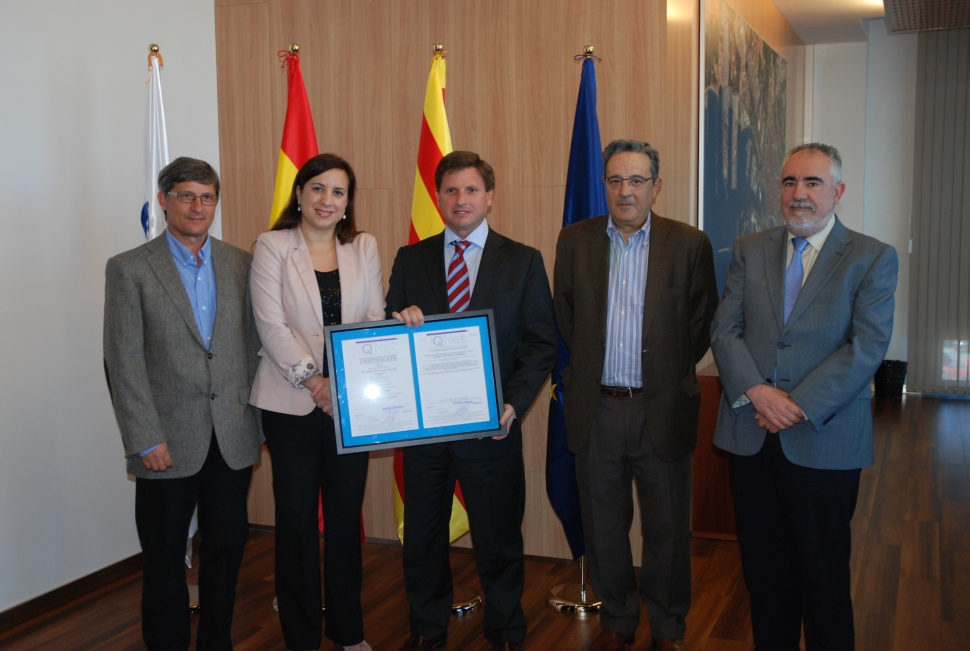 La Autoridad Portuaria de Tarragona recibe la Certificación de Calidad ISO 9001