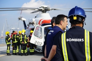Bombers i SASEMAR signen un conveni de col·laboració per emergències portuàries impulsat des del Port Tarragona