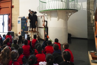 ‘El Guardià de la llum’, la nova activitat pedagògica del Museu del Port de Tarragona