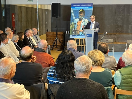 El Museu del Port s’omple per a homenatjar el poeta Carlos Barral