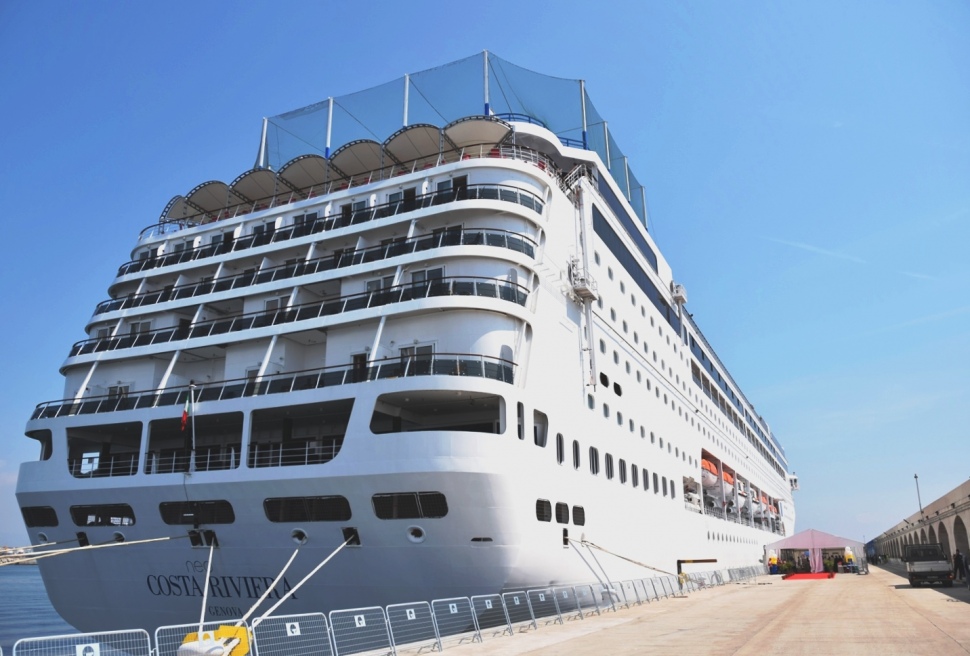 The cruise ships &#039;Costa neoRiviera&#039; and the &#039;Windsurf&#039; visit the Port of Tarragona tomorrow