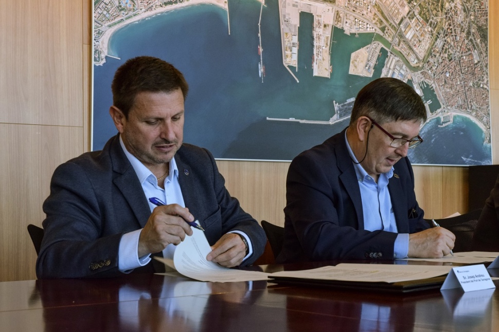 The Port of Tarragona and the URV sign a general action agreement