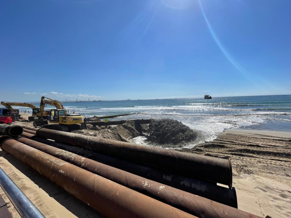 El Port de Tarragona inicia els treballs de restauració de la platja de La Pineda per la temporada estival 2022